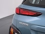 Hyundai Kona 1.6GDI 142PK HEV Hybrid Automaat Adap.Cruise Navi Ecc Camera Krell®-Audio Apple Carplay Android Auto Comfort Lane Assist VESS Led Lmv Isofix Bluetooth DAB FCA 1e Eigenaar Origineel Nederlandse Auto