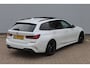 BMW 3-Serie Touring 318i M-Sport/Pano/Camera/Stuurverw/Carplay