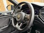 Volkswagen T-Roc 1.5 TSI Sport Automaat | Stoelverwarming | LED verlichting | Elektrisch bedienbare achterklep | Achteruitrijcamera | Sportstuur | Keyless entry&start | Getint glas | Parkeersensoren voor en achter