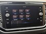 Volkswagen T-Roc 1.5 TSI Sport Automaat | Stoelverwarming | LED verlichting | Elektrisch bedienbare achterklep | Achteruitrijcamera | Sportstuur | Keyless entry&start | Getint glas | Parkeersensoren voor en achter