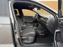Volkswagen T-Roc 1.5 TSI Sport Automaat | Stoelverwarming | LED verlichting | Elektrisch bedienbare achterklep | Achteruitrijcamera | Sportstuur | Keyless entry&start | Getint glas | Parkeersensoren voor en achter
