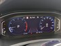 Volkswagen T-Roc 1.5 TSI Sport Automaat | Stoelverwarming | LED verlichting | Elektrisch bedienbare achterklep | Achteruitrijcamera | Sportstuur | Keyless entry&start | Getint glas | Parkeersensoren voor en achter