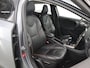 Volvo V40 Cross Country 2.0 T3 Summum | Trekhaak Afneembaar | Panoramadak | Navigatie | Parkeercamera | Stoelverwarming |