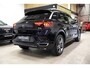 Volkswagen T-Roc 1.5 TSI 3x R-Line * Pano - Virtual - Keyless - Trekhaak - Camera - App - ACC - LED *