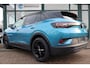 Volkswagen ID.4 Limited Edition Inclusief €2000,- inruilvoordeel | Trekhaak | 'App-Connect' draadloze smartphone integratie | Achterbank in ongelijke delen neerklapbaar incl. middenarmsteun en doorlaadmogelijkheid | Afstandscontrolesysteem (Front Assist), met voetgangers- en fietsersherkenning