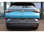 Volkswagen ID.4 Limited Edition Inclusief €2000,- inruilvoordeel | Trekhaak | 'App-Connect' draadloze smartphone integratie | Achterbank in ongelijke delen neerklapbaar incl. middenarmsteun en doorlaadmogelijkheid | Afstandscontrolesysteem (Front Assist), met voetgangers- en fietsersherkenning