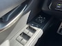 Lexus UX 250h F Sport Line | Facelift, Head up display, Blind Spot, 18 inch, Parkeersensoren, Stoel + Stuurverwarming, Groot scherm