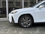 Lexus UX 250h F Sport Line | Facelift, Head up display, Blind Spot, 18 inch, Parkeersensoren, Stoel + Stuurverwarming, Groot scherm