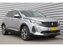 Peugeot 3008 1.6 HYBRID 225PK ALLURE PACK AUTOMAAT / NAVI / LEDER / CLIMA / LED / PDC / 18" LMV / CAMERA / KEYLESS / BLUETOOTH / CRUISECONTROL / 1E EIGENAAR / NIEUWSTAAT !!