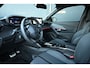 Peugeot e-2008 EV GT Avantage 54 kWh 8 Jaar Garantie! 96,4%SOH! | Vision, Navigation & Drive Assist plus Pack | Dodehoek-Detectie | Navigatie | Climate Control | Full-LED | !!