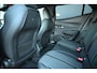 Peugeot e-2008 EV GT Avantage 54 kWh 8 Jaar Garantie! 96,4%SOH! | Vision, Navigation & Drive Assist plus Pack | Dodehoek-Detectie | Navigatie | Climate Control | Full-LED | !!