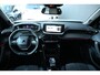 Peugeot e-2008 EV GT Avantage 54 kWh 8 Jaar Garantie! 96,4%SOH! | Vision, Navigation & Drive Assist plus Pack | Dodehoek-Detectie | Navigatie | Climate Control | Full-LED | !!