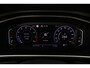 Volkswagen T-Roc R-Line Business+ 1.5 TSI 150pk Trekhaak, Adaptive cruise control, LED koplampen, Navigatie, Achteruitrijcamera, Stoelverwarming, Parkeersensoren, App connect