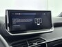 Peugeot 2008 1.2 Hybrid 145 Allure | Dodehoek detectie | Camera | Navigatie | Adaptieve cruise control |