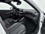 Peugeot 2008 1.2 Hybrid 145 Allure | Dodehoek detectie | Camera | Navigatie | Adaptieve cruise control |