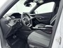 Peugeot 2008 1.2 Hybrid 145 Allure | Dodehoek detectie | Camera | Navigatie | Adaptieve cruise control |