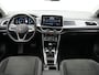 Volkswagen T-Roc 1.5 TSI 150Pk Automaat Style / Car-Play / Camera / Clima