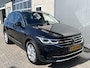 Volkswagen Tiguan 1.4 TSI eHybrid Elegance / AUTOMAAT/ PANO/ ACC/ PARK.SENSOR./ CAMERA/ APP-CONNECT/ KEYLESS/ ELEK.ACHTERKLEP/ DIGITAL DASH/ NAVI/ DAB/ CLIMA/ LED/ 18'' LMV