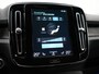 Volvo XC40 T4 Ultimate Bright PHEV 211pk Dealer O.H. | Adaptive Cruise | 360 Camera | Harman / Kardon | Alcantara Sportstoelen Memory | Apple Carplay | Stuur Verwarmd | Blis | Keyless | Navigatie | DAB | Plug In Hybrid |
