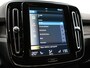 Volvo XC40 T4 Ultimate Bright PHEV 211pk Dealer O.H. | Adaptive Cruise | 360 Camera | Harman / Kardon | Alcantara Sportstoelen Memory | Apple Carplay | Stuur Verwarmd | Blis | Keyless | Navigatie | DAB | Plug In Hybrid |