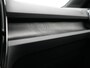 Volvo XC40 T4 Ultimate Bright PHEV 211pk Dealer O.H. | Adaptive Cruise | 360 Camera | Harman / Kardon | Alcantara Sportstoelen Memory | Apple Carplay | Stuur Verwarmd | Blis | Keyless | Navigatie | DAB | Plug In Hybrid |