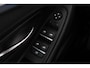 BMW 5-Serie Touring M550xd | M-Sport | Panoramadak | Stoelverwarming | harman/kardon | Head-Up
