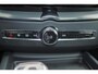 Volvo XC60 T6 Recharge AWD Plus Black Edition - Panorama/schuifdak - IntelliSafe Assist & Surround - 360º Camera - Harman/Kardon audio - Adaptieve LED koplampen - Verwarmde voorstoelen, stuur & achterbank - Parkeersensoren voor & achter - Elektr. bedienb. voorstoelen met geheugen - Head up display - Draadloze tel. lader - Extra getint glas - 21' LMV
