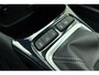 Opel Crossland 1.2 Turbo Level 4 110 PK | Navigatie | Alcantara bekleding | Climate control | Camera | DAB Radio | Extra getint glas | Keyless
