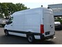 Mercedes-Benz Sprinter 319 CDI 3.0 V6 L2H2 3500 kg Trekhaak, Geveerde stoelen, MBUX navigatie en camera