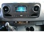 Mercedes-Benz Sprinter 319 CDI 3.0 V6 L2H2 3500 kg Trekhaak, Geveerde stoelen, MBUX navigatie en camera