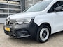 Renault Kangoo E-Tech Advance 44 kWh 279km WLTP 100% Electrische Airco Trekhaak 1500kg trekgewicht Cruise controle 2-Persoons Stuurwielbediening Betimmering laadruimte Oplaadkabel