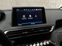 Peugeot 5008 1.2 PureTech Sport 7 Persoons (APPLE CARPLAY, GROOT NAVI, PARKEERSENSOREN, SPORTSTOELEN, GETINT GLAS, LANE ASSIST, NIEUWE APK, NIEUWSTAAT)