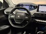 Peugeot 5008 1.2 PureTech Sport 7 Persoons (APPLE CARPLAY, GROOT NAVI, PARKEERSENSOREN, SPORTSTOELEN, GETINT GLAS, LANE ASSIST, NIEUWE APK, NIEUWSTAAT)