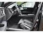 Volvo V60 T8 Plug-in hybrid AWD Ultra Perf. Ed. Dark | Direct leverbaar | Bowers & Wilkins Premium Sound | Massage | 360 Graden Camera | Stoelventilatie | Panoramisch Schuif-/Kanteldak | Adaptieve Cruise Control | BLIS | Keyless | Polestar Performance |