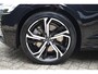 Volvo V60 T8 Plug-in hybrid AWD Ultra Perf. Ed. Dark | Direct leverbaar | Bowers & Wilkins Premium Sound | Massage | 360 Graden Camera | Stoelventilatie | Panoramisch Schuif-/Kanteldak | Adaptieve Cruise Control | BLIS | Keyless | Polestar Performance |