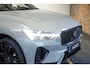 Volvo XC60 T6 Plug-in hybrid AWD Plus Black Edition | Direct Leverbaar | Luchtvering | Head Up Display | Panoramisch Schuif-/Kanteldak | Extra Getint Glas | Adaptieve Cruise Control | BLIS | 21 inch Lichtmetalen Velgen | Keyless | Google Infotainment |
