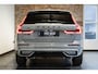 Volvo XC60 T6 Plug-in hybrid AWD Plus Black Edition | Direct Leverbaar | Luchtvering | Head Up Display | Panoramisch Schuif-/Kanteldak | Extra Getint Glas | Adaptieve Cruise Control | BLIS | 21 inch Lichtmetalen Velgen | Keyless | Google Infotainment |