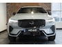 Volvo XC60 T6 Plug-in hybrid AWD Plus Black Edition | Direct Leverbaar | Luchtvering | Head Up Display | Panoramisch Schuif-/Kanteldak | Extra Getint Glas | Adaptieve Cruise Control | BLIS | 21 inch Lichtmetalen Velgen | Keyless | Google Infotainment |