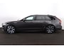 Volvo V90 T6 Recharge AWD Plus Dark - Panorama/schuifdak - IntelliSafe Assist & Surround - 360º Camera - Harman/Kardon audio - Adaptieve LED koplampen - Verwarmde voorstoelen, stuur & achterbank - Parkeersensoren voor & achter - Elektr. bedienb. voorstoelen met geheugen - Extra getint glas - Elektr. inklapbare trekhaak - 19' LMV