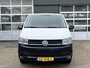 Volkswagen Transporter 2.0 TDI L2H1 DC 4Motion 150pk 2x Schuifdeur 4x4 Btw en Bpm vrij!! Airco Cruise controle Trekhaak 2500kg trekgewicht 1e eigenaar Ex overheid