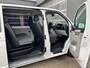 Volkswagen Transporter 2.0 TDI L2H1 DC 4Motion 150pk 2x Schuifdeur 4x4 Btw en Bpm vrij!! Airco Cruise controle Trekhaak 2500kg trekgewicht 1e eigenaar Ex overheid