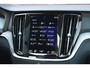 Volvo V60 T6 350PK Plug-in hybrid AWD Inscription | Climate | Trekhaak | Panoramadak |