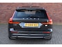 Volvo V60 T6 350PK Plug-in hybrid AWD Inscription | Climate | Trekhaak | Panoramadak |