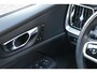 Volvo V60 T6 350PK Plug-in hybrid AWD Inscription | Climate | Trekhaak | Panoramadak |