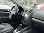 Volkswagen Golf 1.6 FSI Optive 4