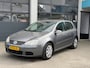 Volkswagen Golf 1.6 FSI Optive 4