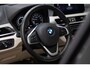 BMW X1 sDrive20i VDL Nedcar Edition | Leder | Panoramadak | H&K | 19 Inch | Head Up |