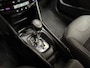 Peugeot 2008 1.2 PureTech Allure Automaat (APPLE CARPLAY, LOGISCH NAP, NAVIGATIE, CLIMATE, CAMERA, LEDER, SPORTSTOELEN, GETINT GLAS, LM VELGEN, PARKEERSENSOREN, NIEUWE APK, NIEUWSTAAT)