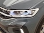 Volkswagen T-Roc 1.5 TSI R-Line | Camera | Adaptive Cruise | Stoelverwarming | Beats Audio | Navigatie