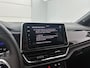 Volkswagen T-Roc 1.5 TSI R-Line | Camera | Adaptive Cruise | Stoelverwarming | Beats Audio | Navigatie